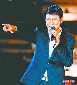 刘德华为什么不倒嗓,刘德华为什么不唱歌了