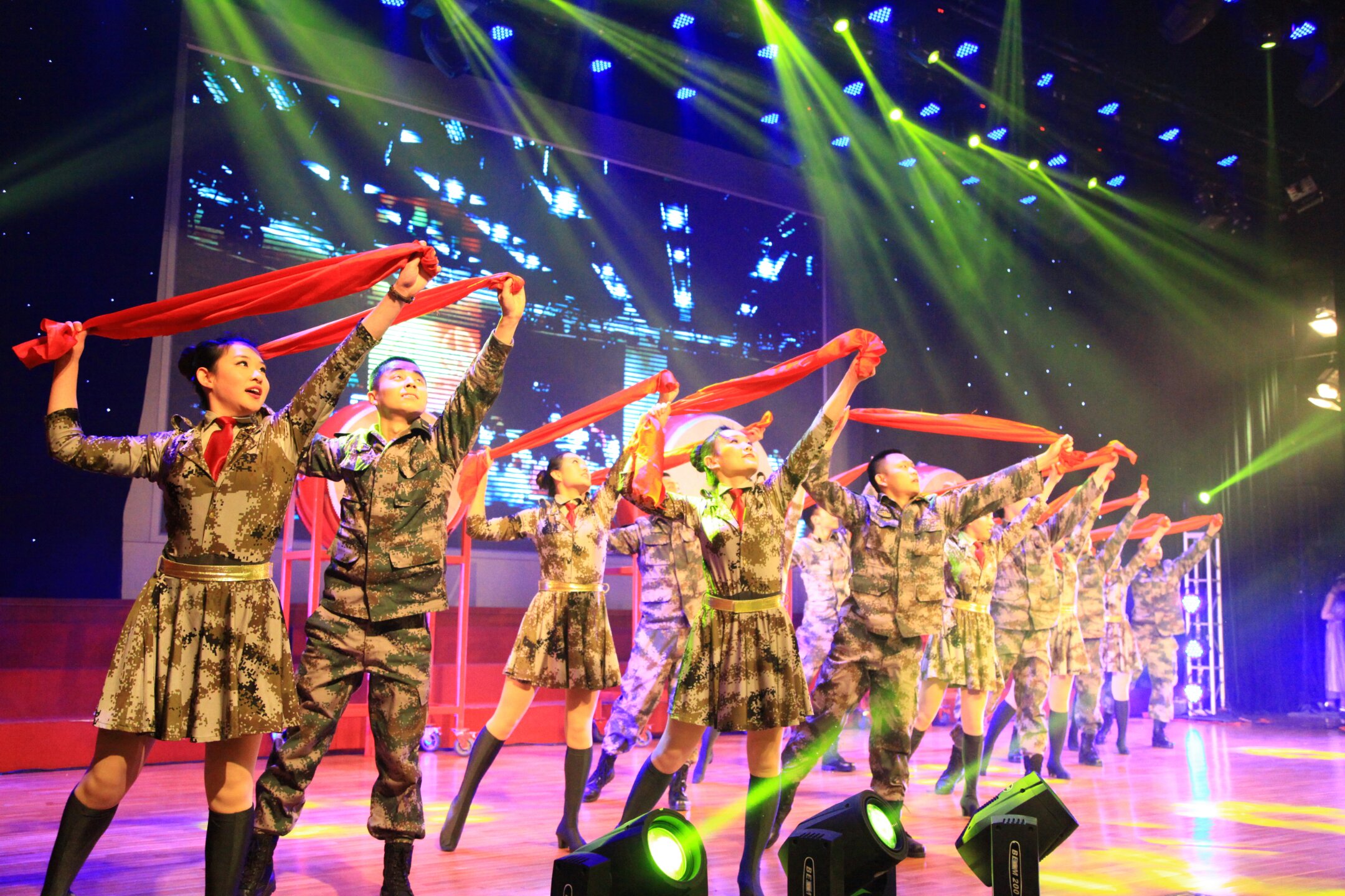 解放军306医院除夕之夜倒计时与正计时