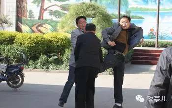 下级揍上级的后果有多严重？