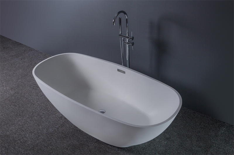 浴缸买大还是买小,浴缸买椭圆还是方的好