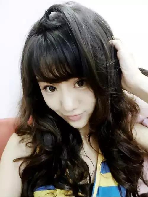 空气刘海大波浪卷发教程用卷发棒,学生党不用卷发棒怎么卷空气刘海