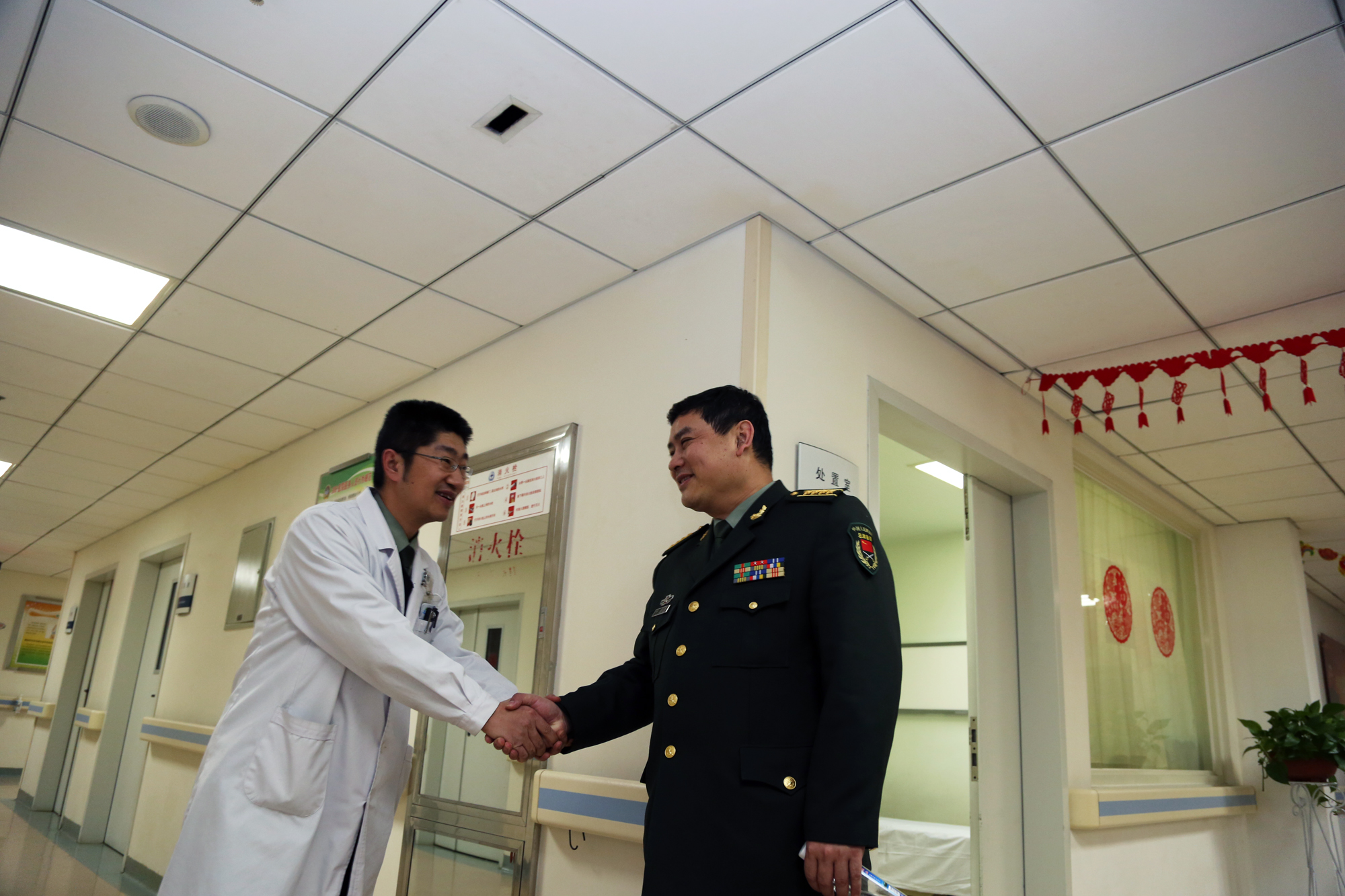 解放军306医院除夕之夜倒计时与正计时