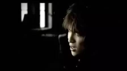 薛之谦带病坚持录制视频,薛之谦劳模行程