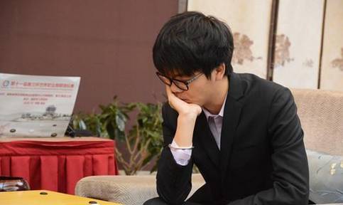 alphago对抗人类,alphago打败人类顶尖围棋手视频