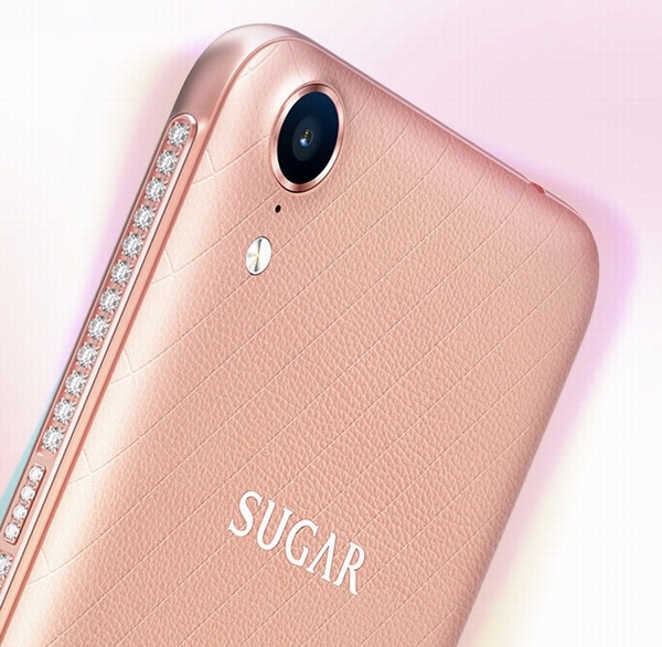 侧边镶钻的手机 (黑色带钻手机)