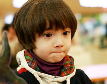 80后重名率最高的名字三个字,十大重名的小孩名字