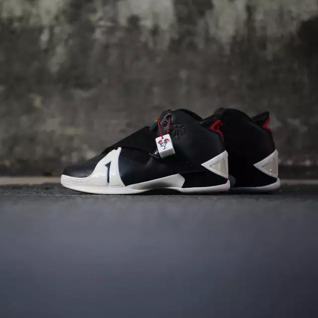 adidas麻将三叶草,adidas打一地名