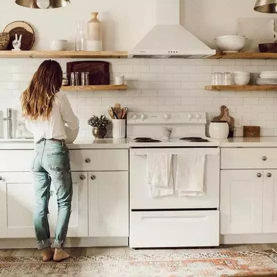 这是一篇清洁瓷砖的文章，不看你会很难过