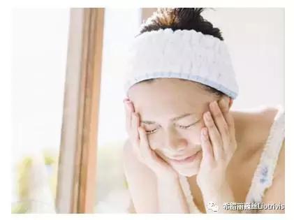 生理盐水和什么搭配祛痘祛斑,食盐美容祛痘