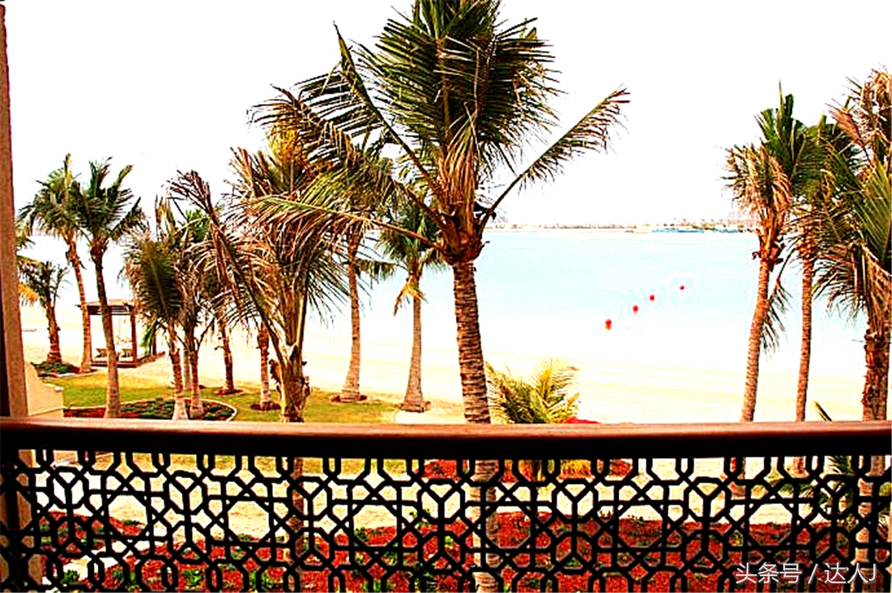 沙漠上的超级绿洲迪拜,迪拜沙漠上的奢华之都