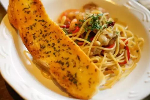 广州太古汇每人平均消费,吃一顿饭花光了积蓄