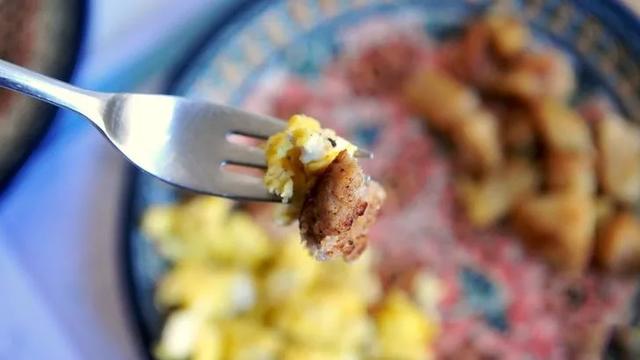 如何快速长头发5天长出长发,女生头发疯长的6种方法