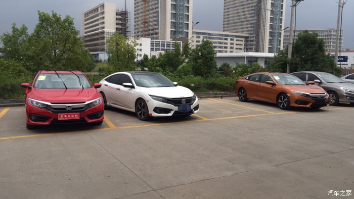 二手十代思域尊贵版 (二手十代思域手动挡)