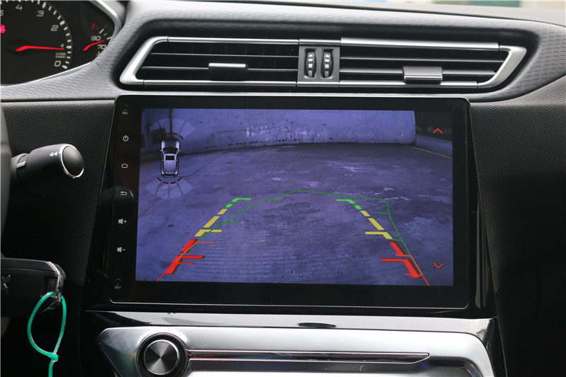 标致308改畅影10.2寸横屏机，2017就这么任性