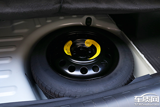 试驾新一代雪铁龙c6,2017年雪铁龙c6旗舰测评