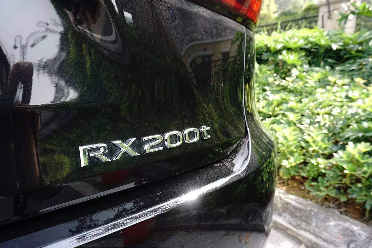 雷克萨斯rx200t价格,雷克萨斯rx450h评测