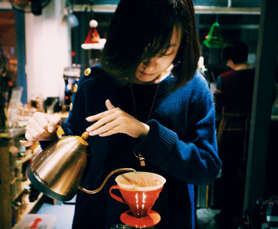 藏身咖啡厅避霾无需远行