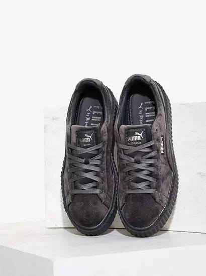 时髦办｜像大表姐一样穿好平底鞋，时髦起来谁都拦不住