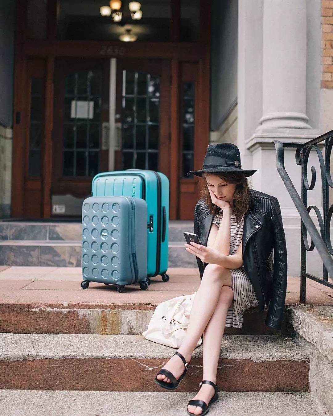 旅行时不累的行李箱,去旅行的前一天晚上整理行李箱