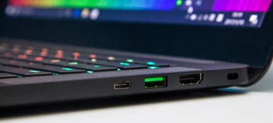 雷蛇灵刃152021缺点,雷蛇灵刃17pro2017版测评