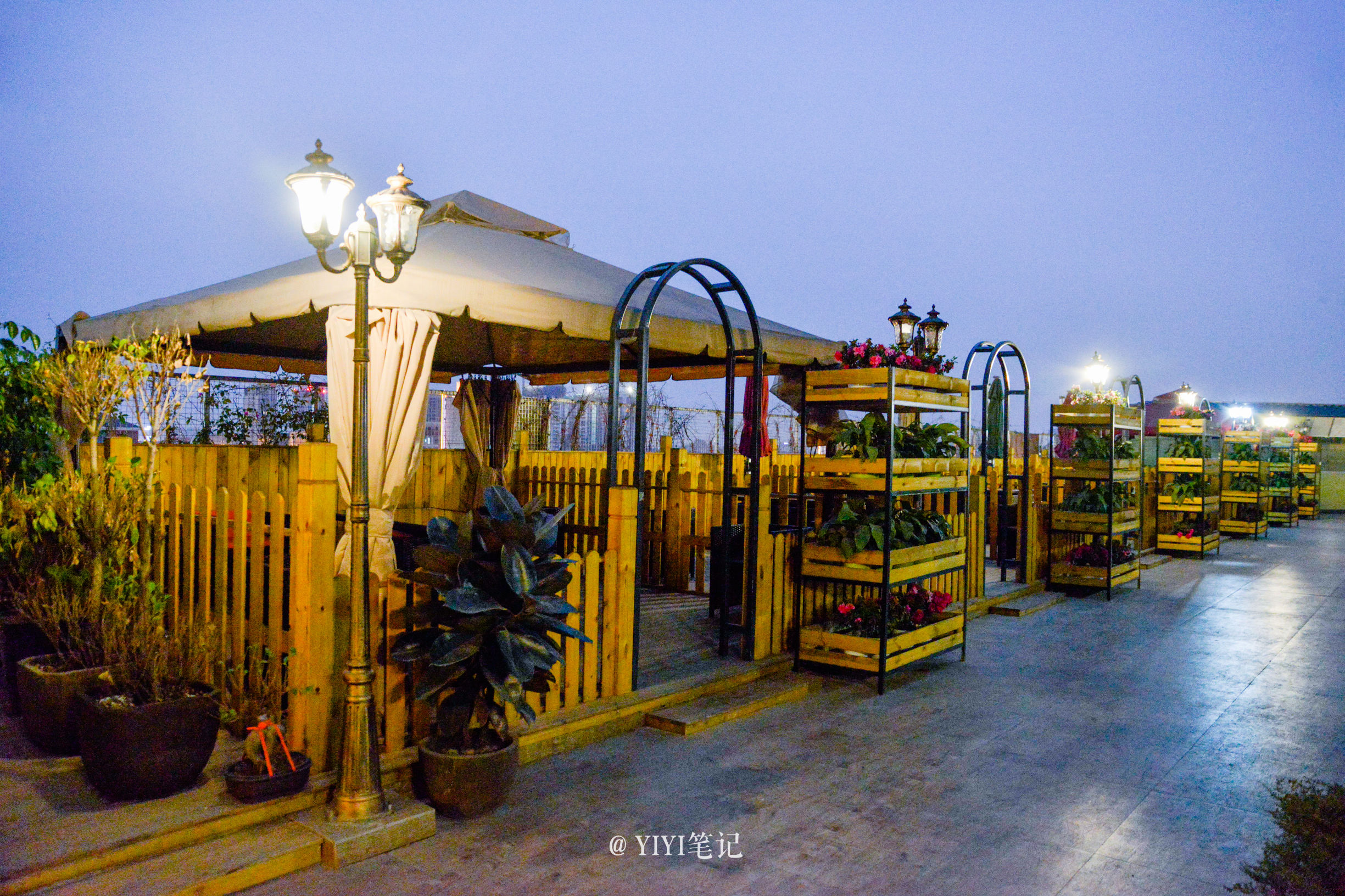 雾霾下成都,雾霾下的成都