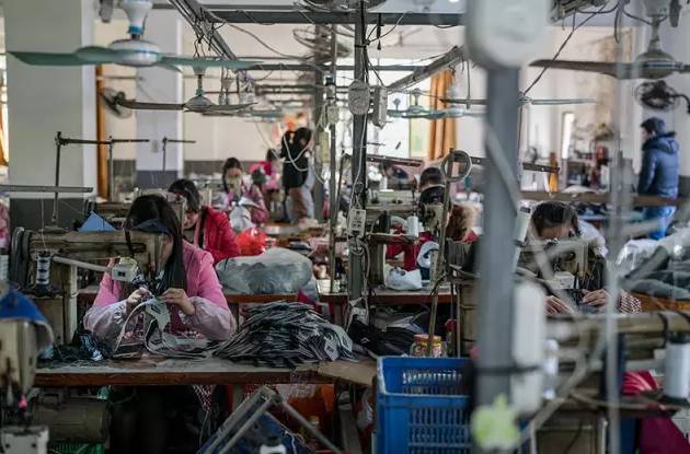 英美海关查获莆田假冒鞋,莆田80万双假鞋在美国被查