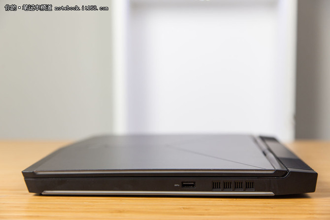 真的只有变“丑”了?简评2016款Alienware15