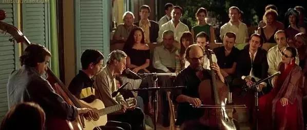 这部影片告诉你什么叫做不离不弃至死不休的爱!