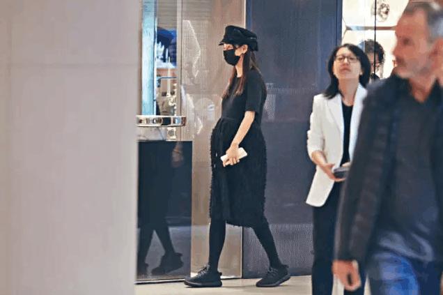 angelbaby几个孩子,为什么有人质疑angelababy