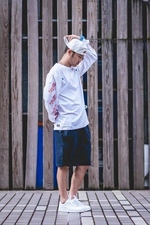 刘德华最新同款鞋子,刘德华同款adidas球鞋