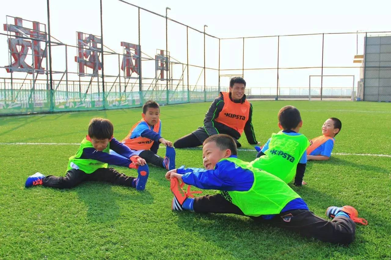 哇咔足球培训,哇咔星球青训营