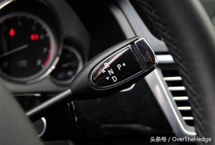 d挡p挡n挡r挡l挡分别是什么意思,自动挡行驶中d挡挂n挡