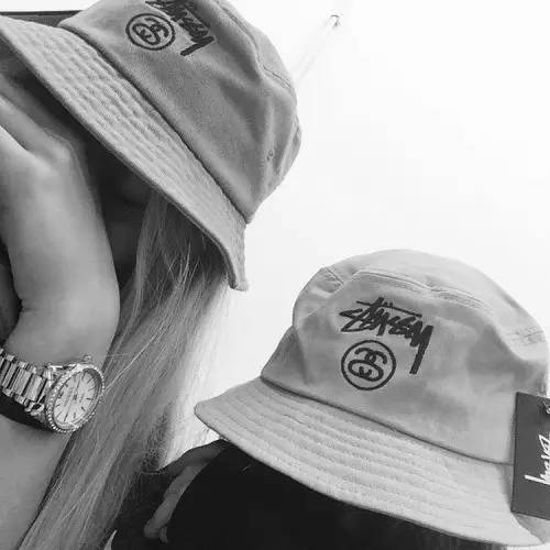 买不起太贵的潮牌,最难买的supreme