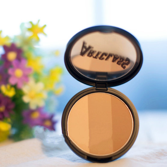 作姐,彩妆推荐新手用哪款好一点的