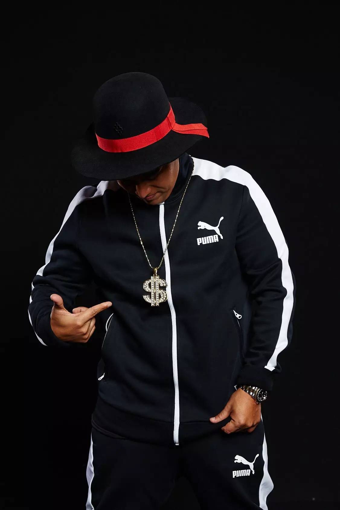 复古轻运动风帅气穿搭,复古休闲运动风