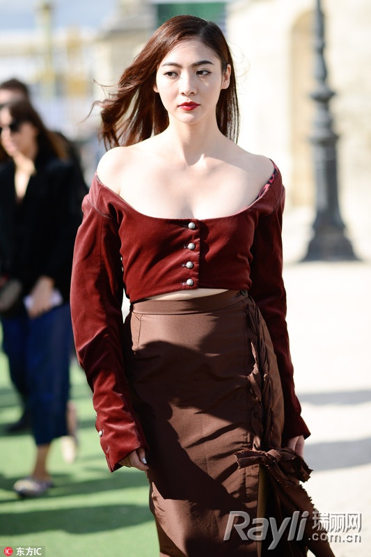 杨幂实力飙演技,杨幂天鹅绒连裤袜