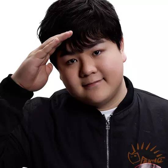 电竞选手年轻时,电竞少年角色