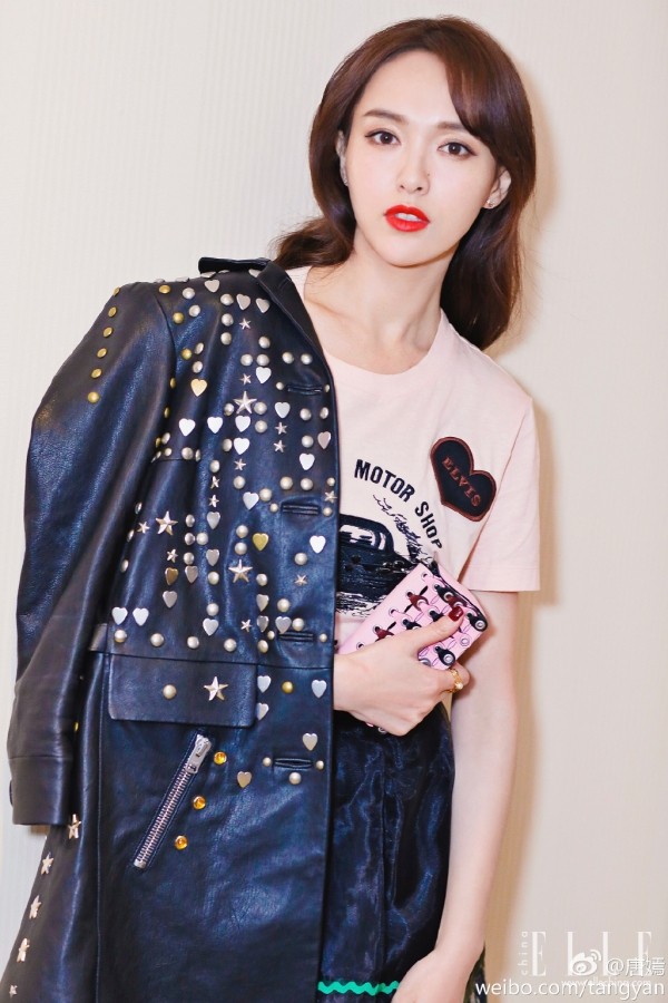 最火的唇妆教程,3d立体唇妆画法视频