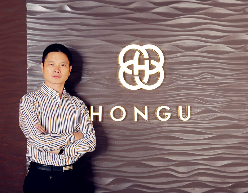 红谷皮具老板邓申伟,红谷皮具老板邓申伟个人简介