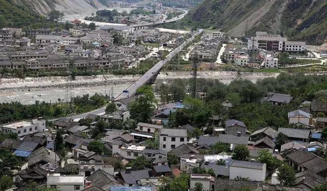 成都周边一天自驾游去哪里,春节成都附近3天自驾游哪里耍