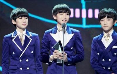 追tfboys的都是什么人,为什么追星就追tfboys