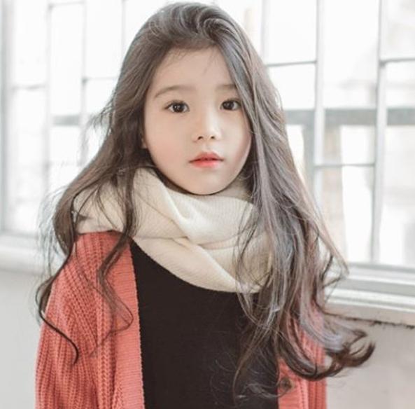 刘仁娜同款墨镜女夏高级感,韩国女明星刘仁娜冬天穿搭