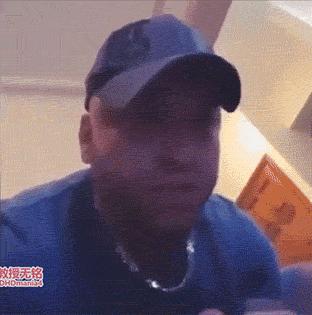 看外国人是怎么骑摩托车的,外国人楼顶平衡车