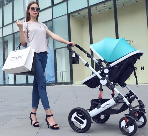 婴儿车内必备实用物件,婴儿出行婴儿车