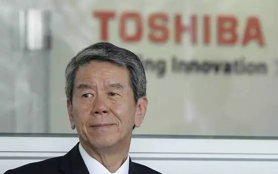 东芝亏损的财务数据,东芝再下调全年利润预期