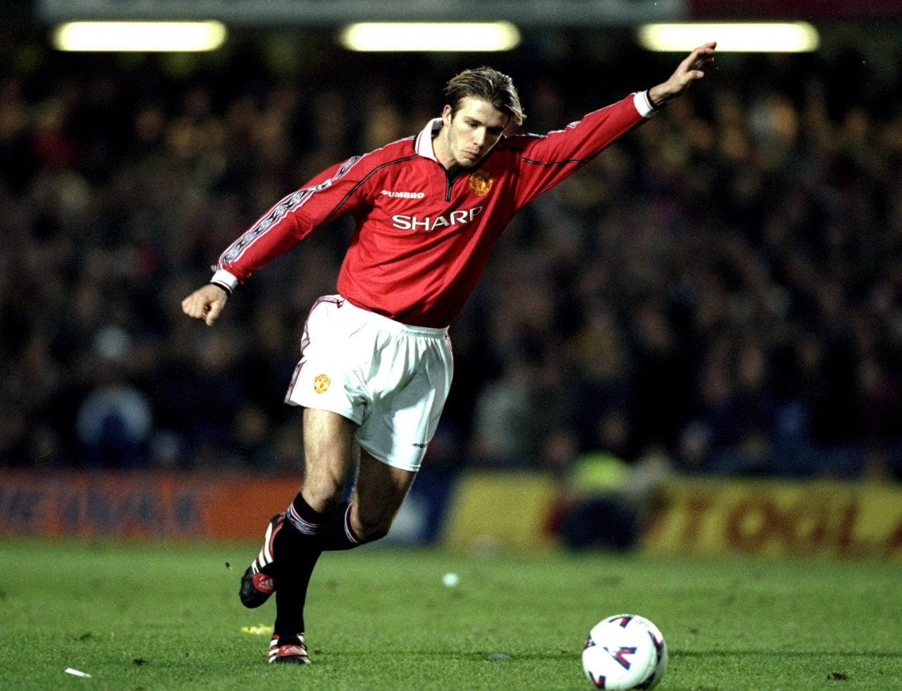 曼联21-22赛季主场球衣,21-22赛季曼联主场球衣