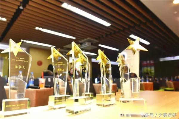 财经记者应具备的素养,优秀记者怎样炼成