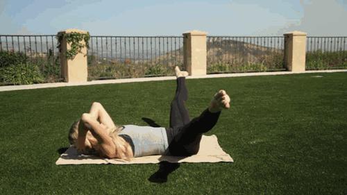 4分钟高效虐腹8个动作,全网公认最有效三个虐腹动作