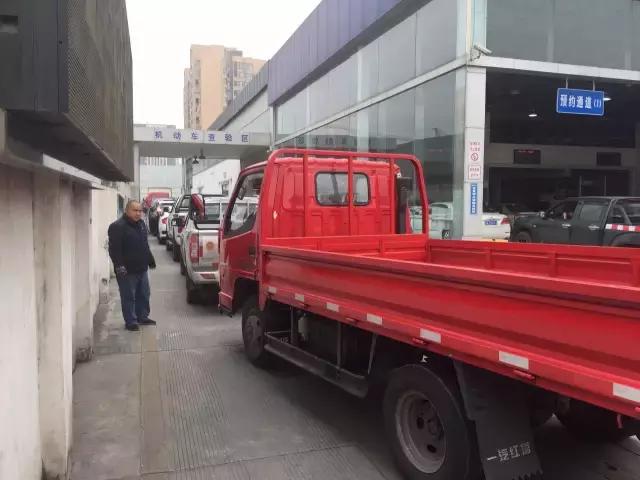 十代思域加价提车,第10代本田思域全款要多少钱