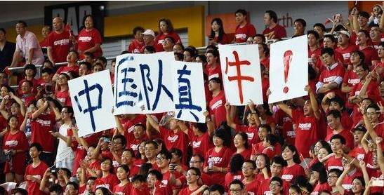 男足被骂后评论,男足被骂后男足的反击